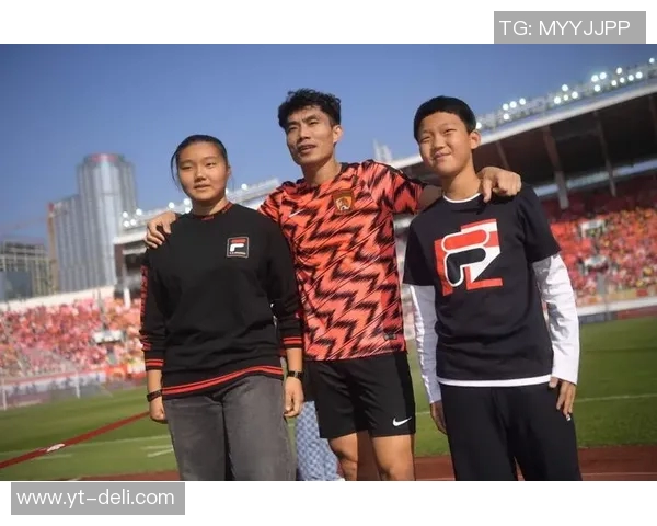 广州排球队在冠军赛中的默契配合与战术执行分析 广州排球队在冠军赛中的默契配合与战术执行分析