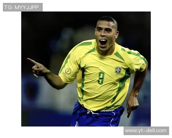 现役足球明星中那些过人技巧令人惊叹的球员盘点与分析