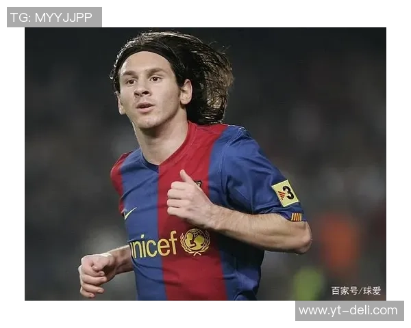 足球明星扎发带时尚风潮解析及精选图片展示 足球明星扎发带时尚风潮解析及精选图片展示